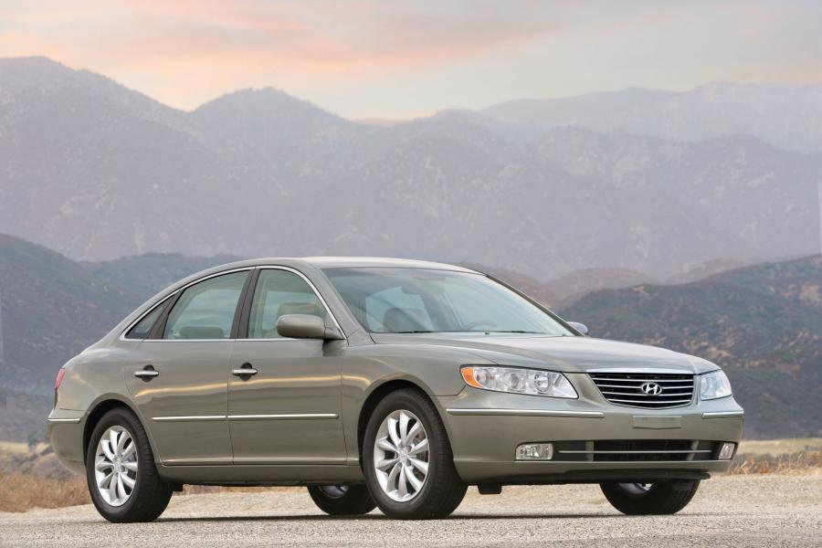  Hyundai Grandeur 2006 года  (фото 18 из 40)